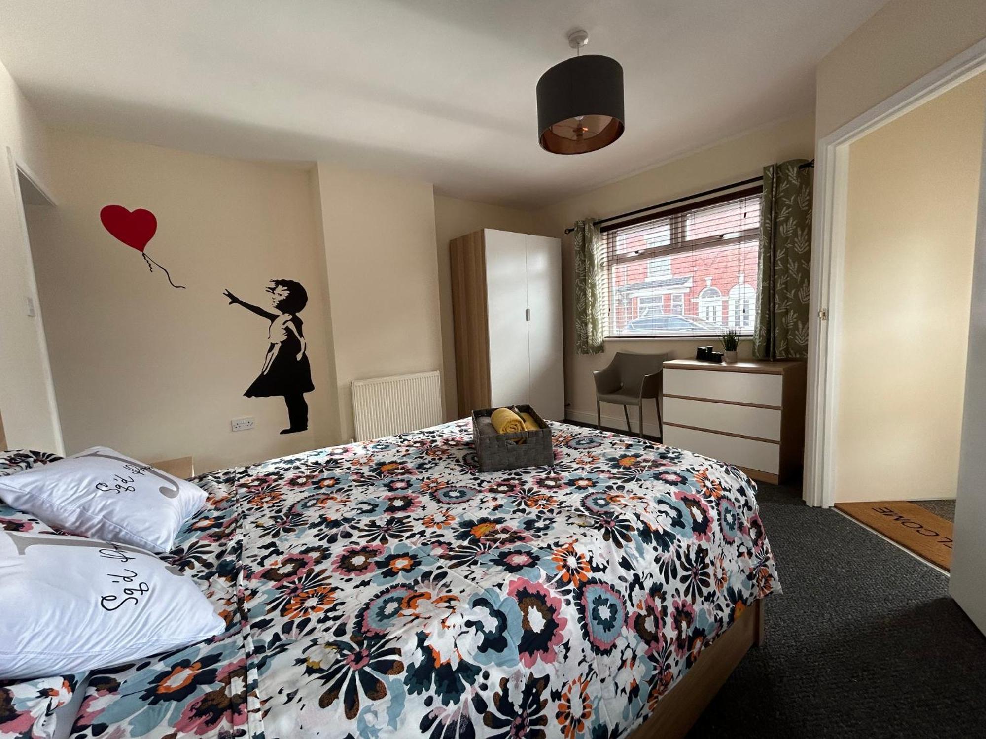 82a Underwood Lane *